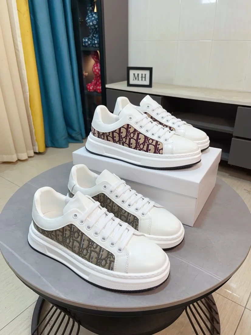 Ex-factory price 400🌹🌹【Dior】Best-selling model, world premiere on official website🔝High-end brand of men's shoes, latest series on official website: The upper is made of imported cowhide with specially designed fabrics➕Mesh breathable lining. Make walking more convenient and comfortable! Compared with the official quality, Midea’s 1:1 replica. Create a fashionable personality to set off your uniqueness! A must-have for trendy men! Classic style. Men's sizes: 38-44.